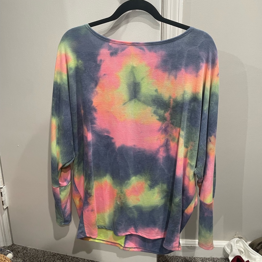 VICI Tie dye long sleeve sweatshirt Size L